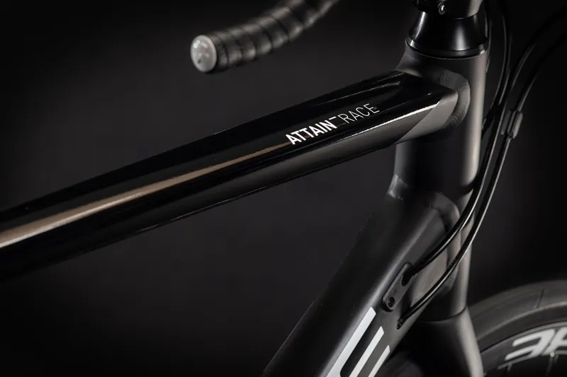 2021 Cube Attain Race Road Bike in Black-4