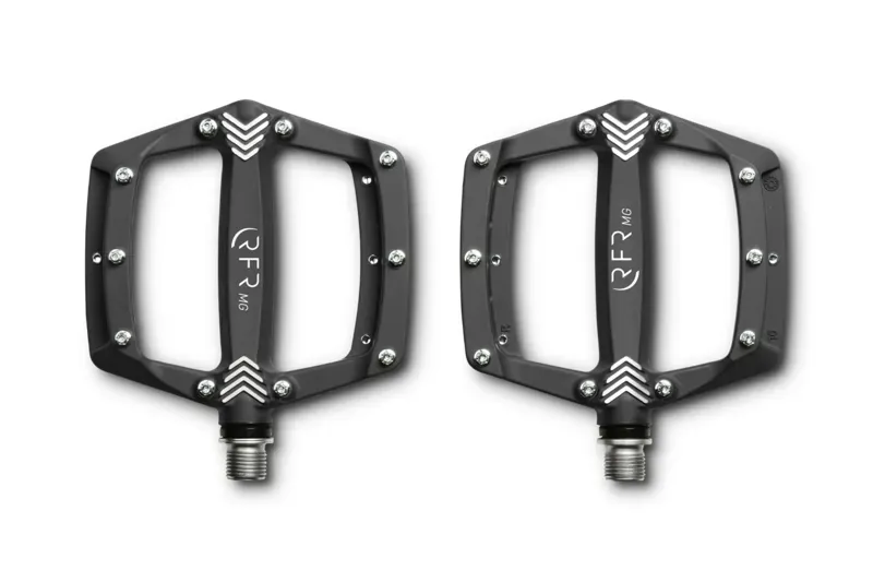 RFR Flat SL Magnesium Pedals in Black