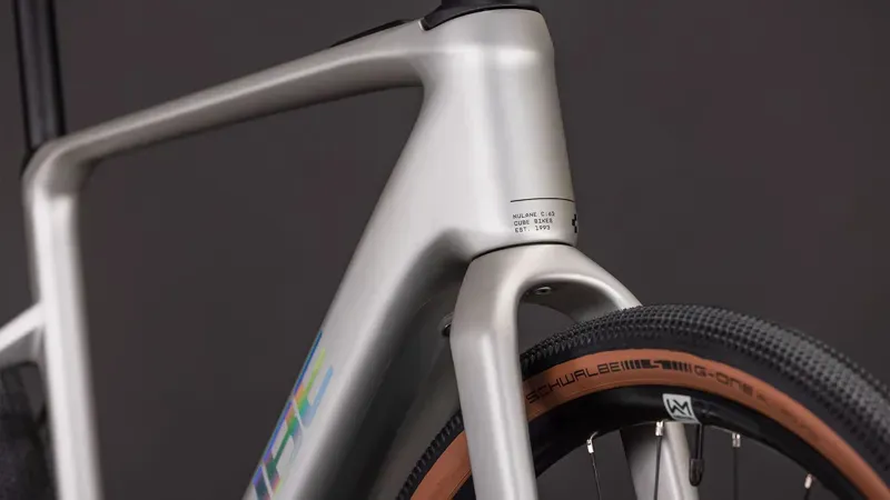 Cube Nulane Hybrid C:62 Race 400x E-Gravel Bike in Sleek Grey/Prism-6