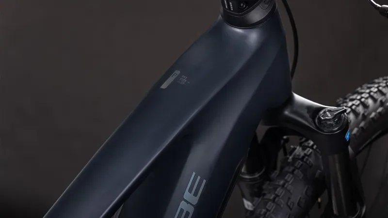 Cube Stereo Hybrid One22 Pro 600 E-MTB in Night/Chrome-2