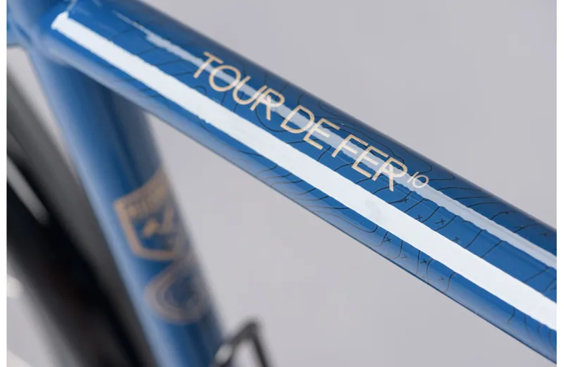 2021 Genesis Tour De Fer 10 Steel Touring Bike in Blue-5