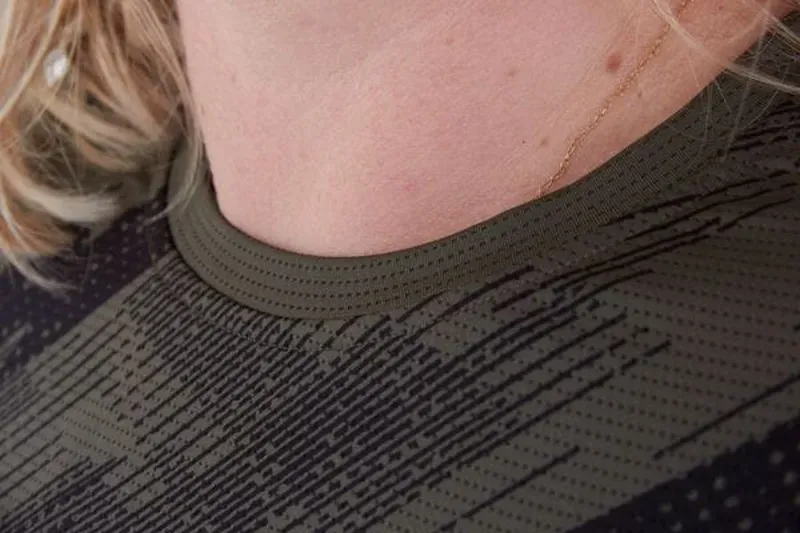 JERSEY Flux LS Wms MGN/BK Midnight Green/ Black-2